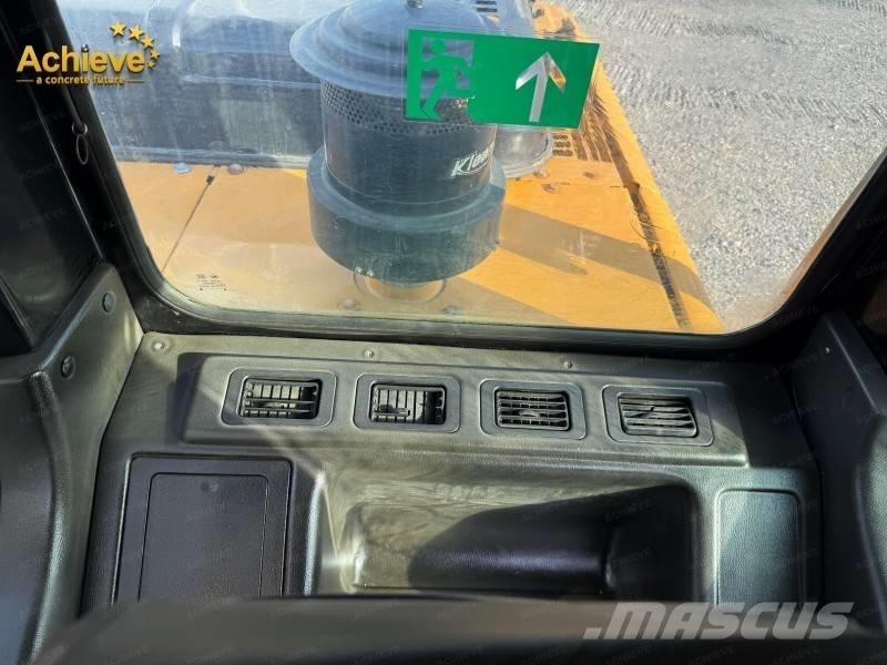Sany SY235C Lánctalpas kotrók