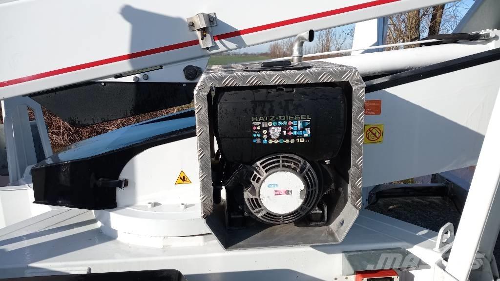 Dino 230 T Pótkocsira szerelt emelők és állványok