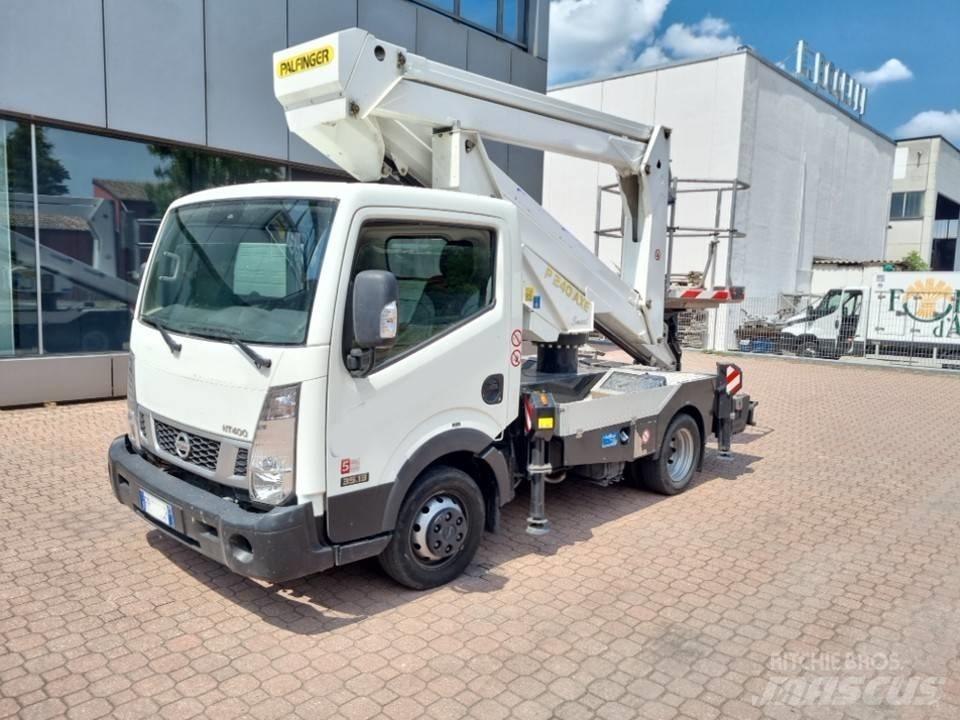 Palfinger P 240 AXE Teherautóra szerelt emelők és állványok
