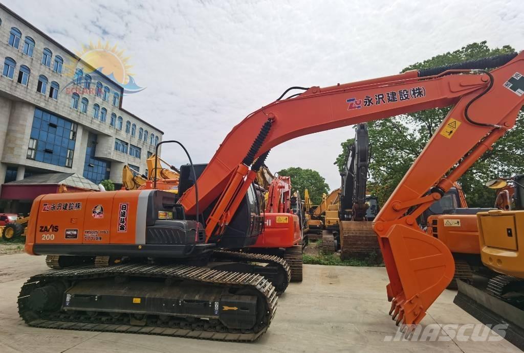 Hitachi ZX 200 Lánctalpas kotrók
