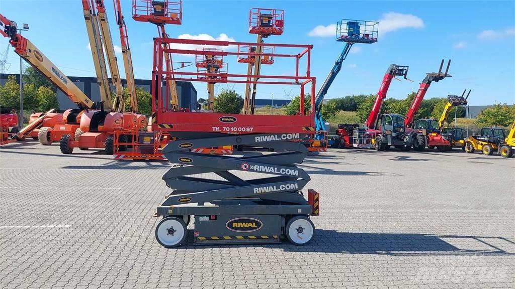 SkyJack SJIII3220 Ollós emelők