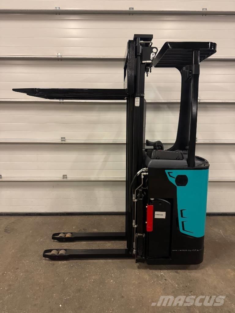 Mitsubishi SBR 12 N Elektromos gyalogkíséretű targoncák