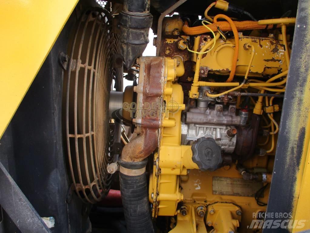 CAT CS 533 E Roller Egydobos hengerek