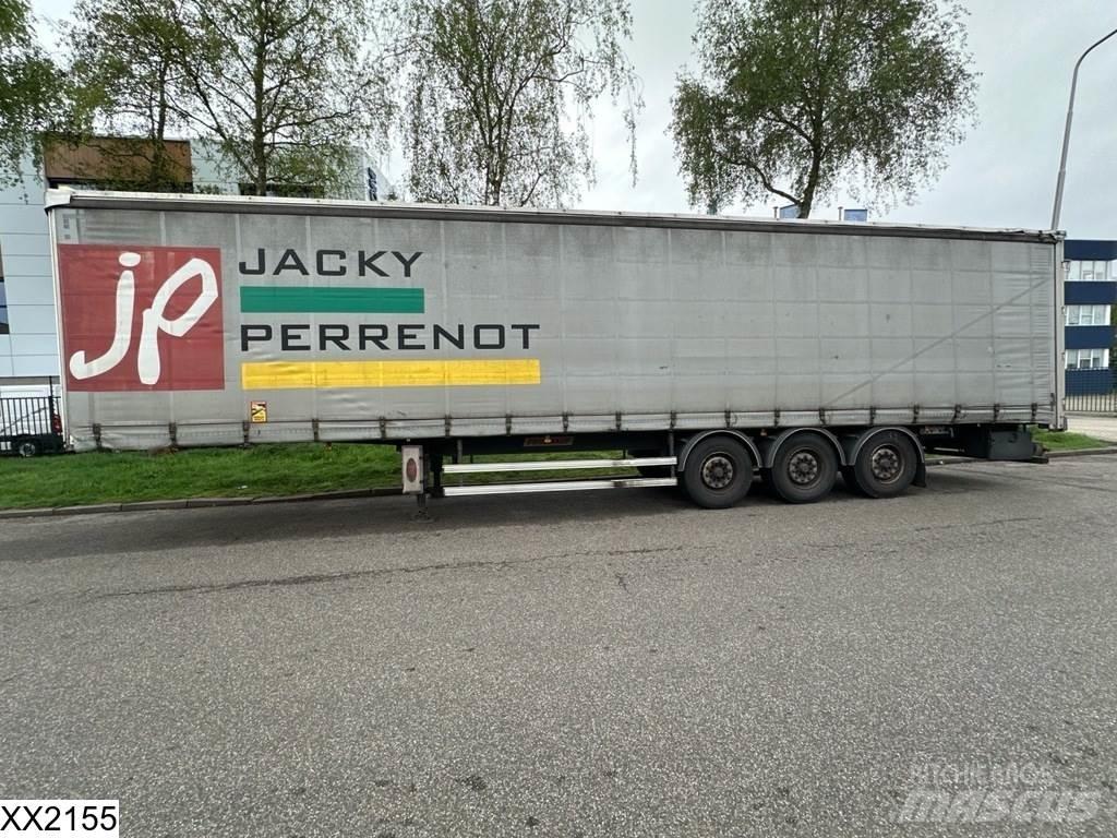 Fruehauf Tautliner Elhúzható ponyvás félpótkocsik