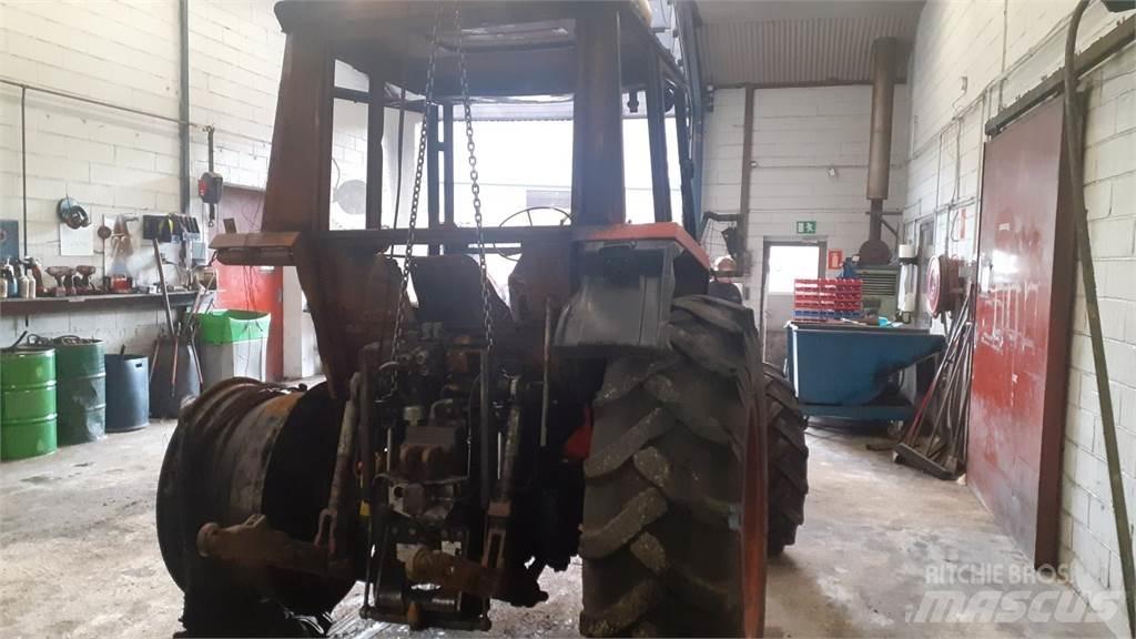 Valmet 705 Traktorok