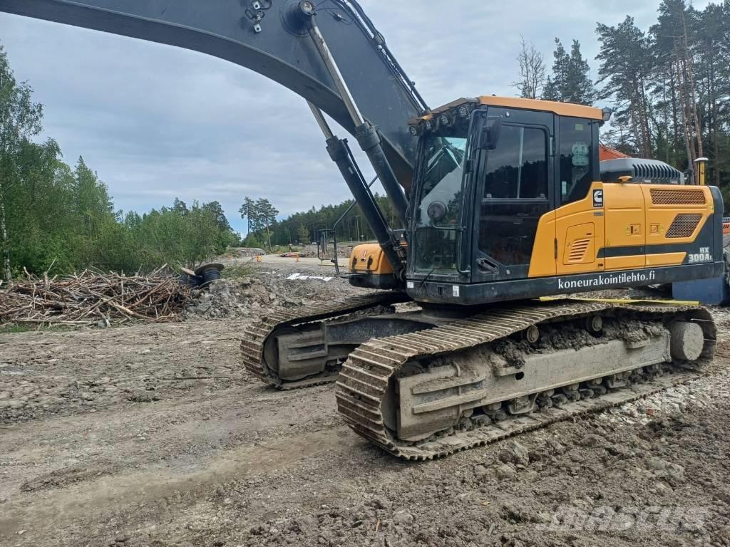 Hyundai HX 300 AL Lánctalpas kotrók