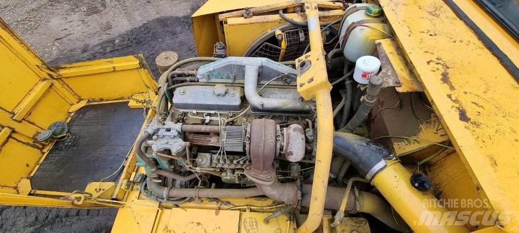 Volvo A 25 C 6x6 Csuklósdömperek
