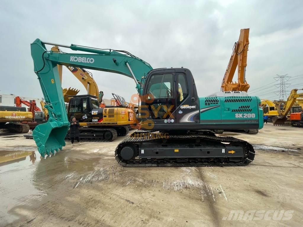 Kobelco SK 200-8 Lánctalpas kotrók