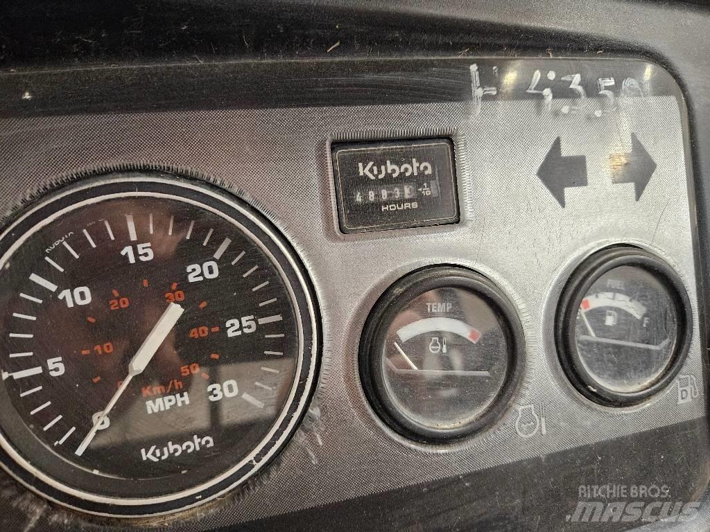 Kubota RTV 900 Szerszámos kocsi