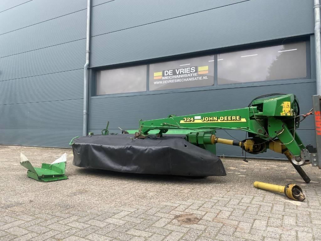John Deere 324 Kaszák