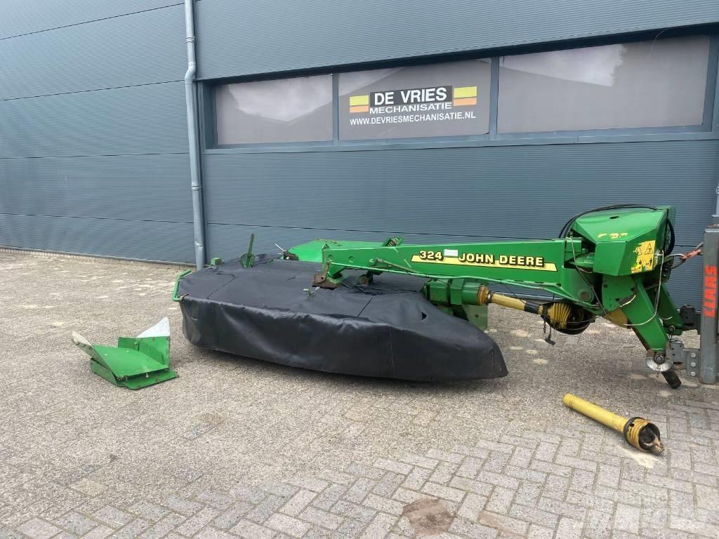 John Deere 324 Kaszák