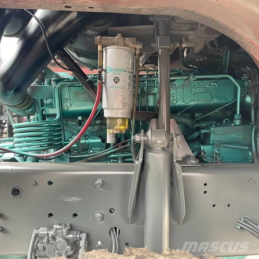 Howo 420 6x4 Nyergesvontatók