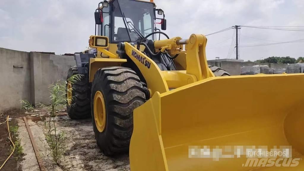 Komatsu WA 470 Gumikerekes homlokrakodók