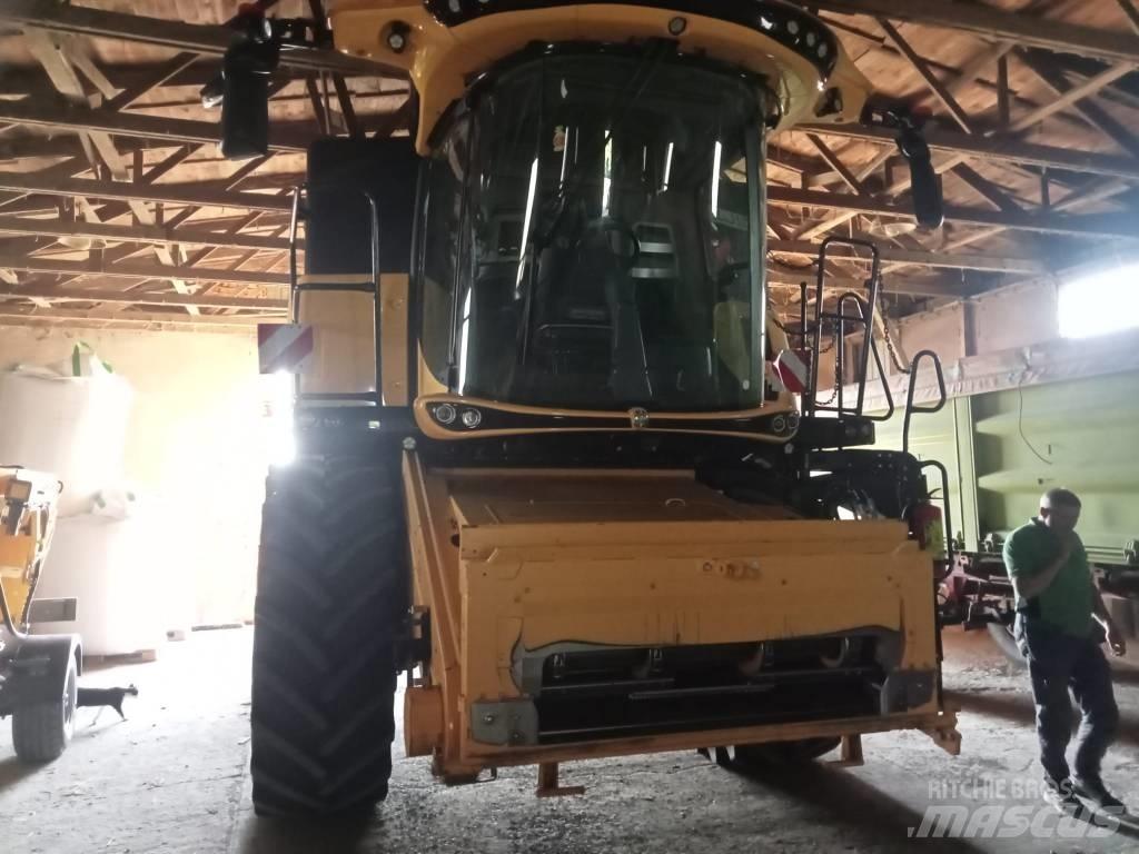 New Holland CX 8.70 Kombájnok