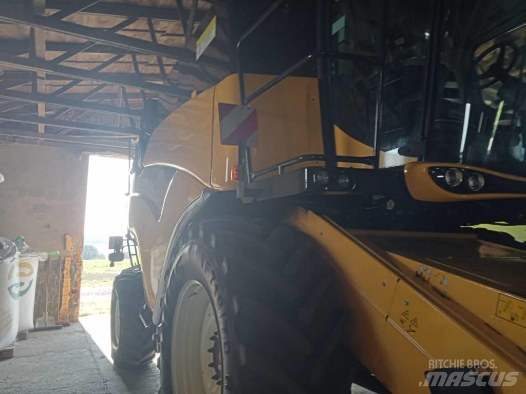 New Holland CX 8.70 Kombájnok