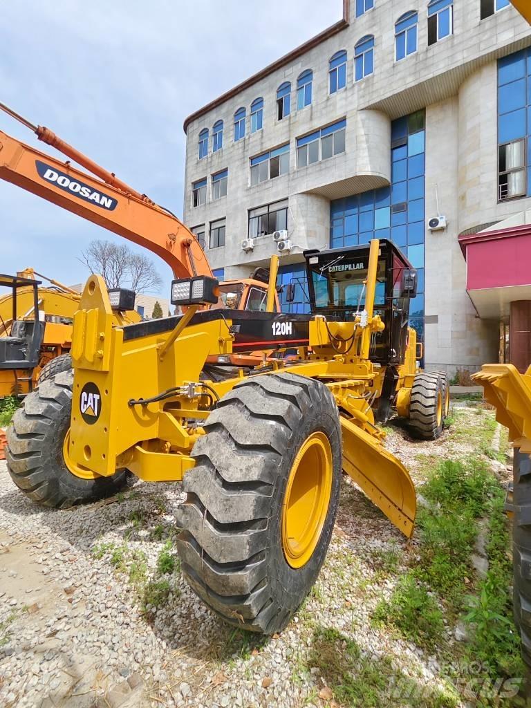 CAT 120 H Gréderek