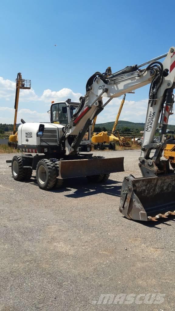 Wacker Neuson 9503-2 Gumikerekes kotrók