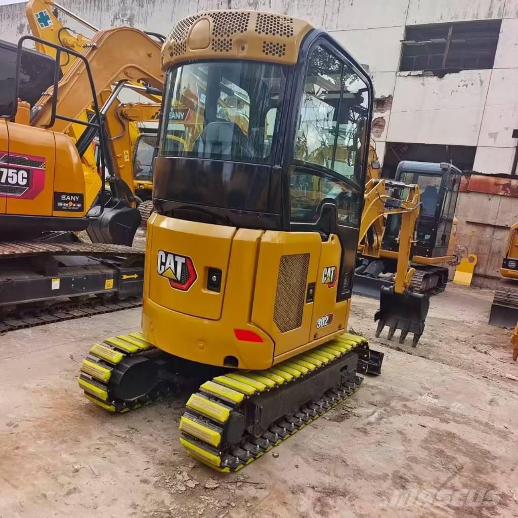 CAT 302 CR Közepes (midi) kotrók 7 t - 12 t