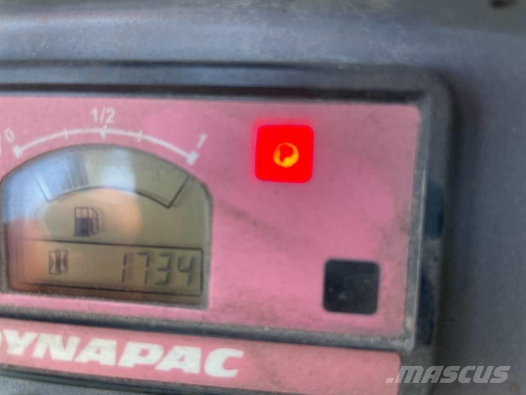 Dynapac CC1200 Ikerdobos hengerek