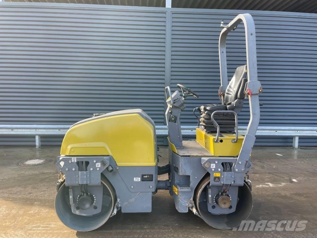 Dynapac CC1200 Ikerdobos hengerek