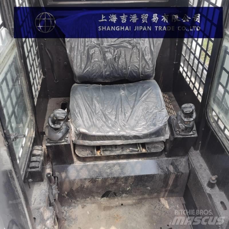 Bobcat S 130 Kompaktrakodók