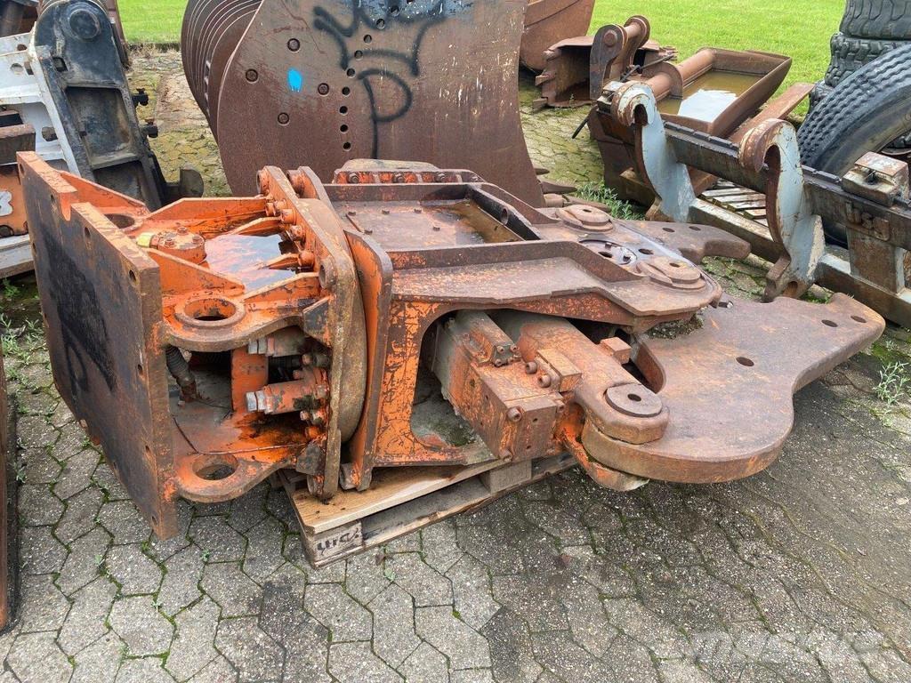 NPK S-24XCR Építőipari Törőgépek