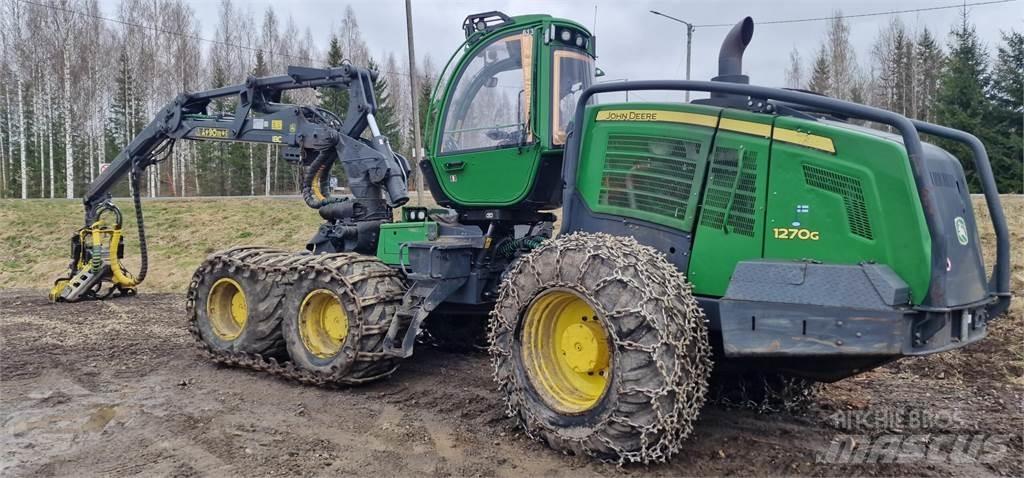 John Deere 1270G Betakarítók