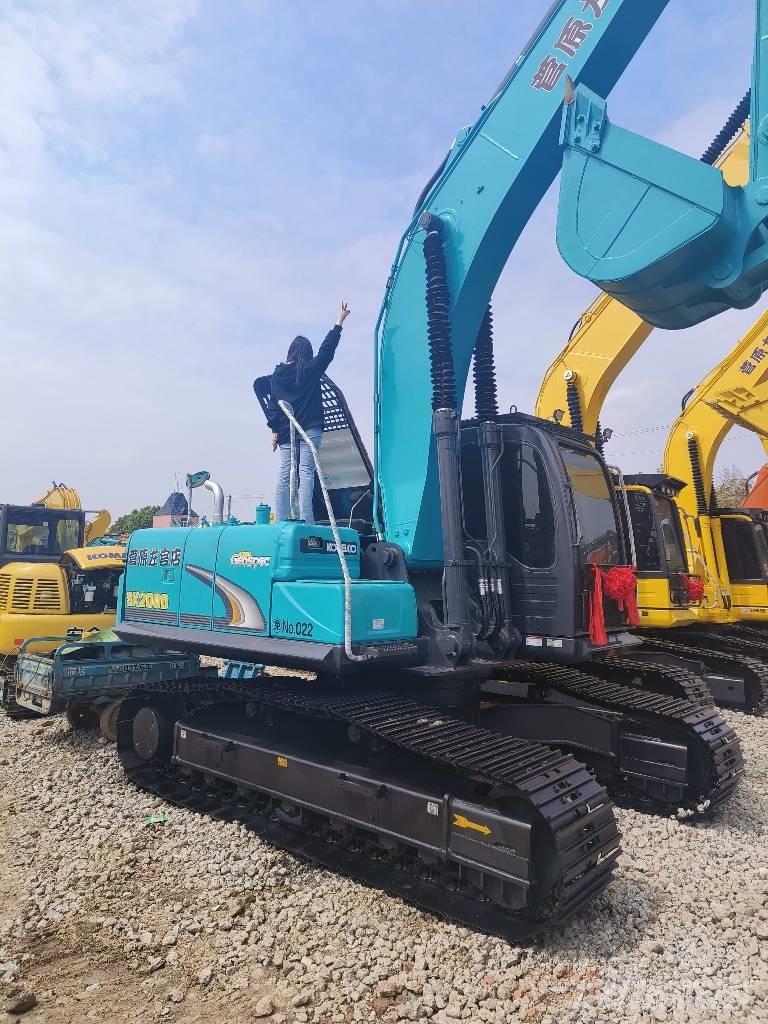 Kobelco SK 200 Lánctalpas kotrók