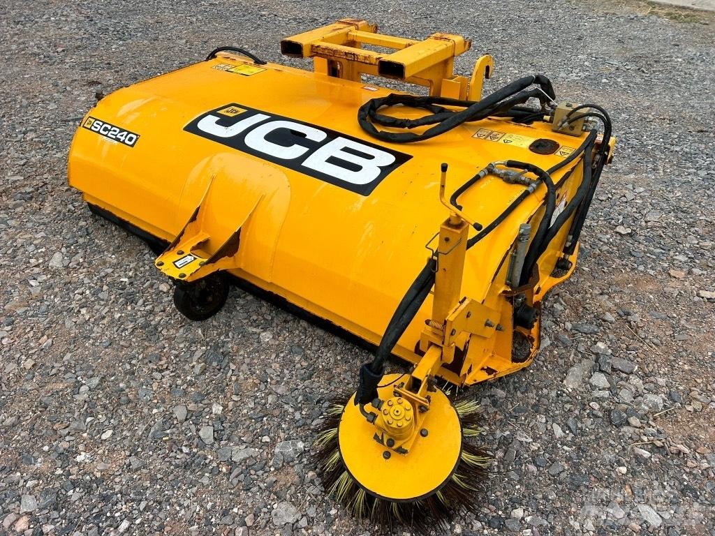 JCB SC 240 Kefék
