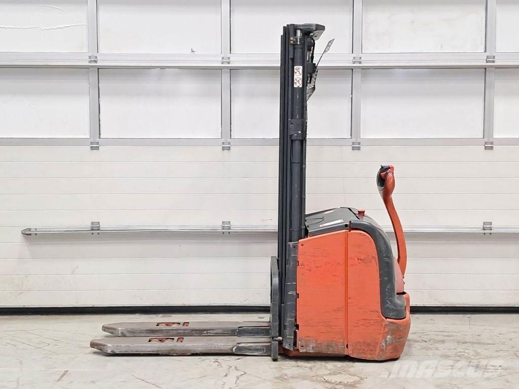 Linde L14 Gyalogkíséretű targonca