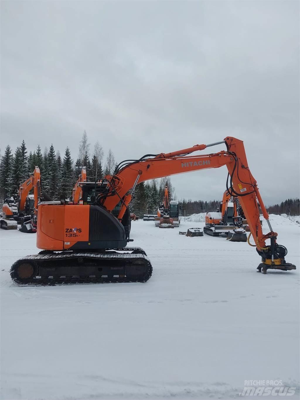 Hitachi ZX135US-5B Lánctalpas kotrók