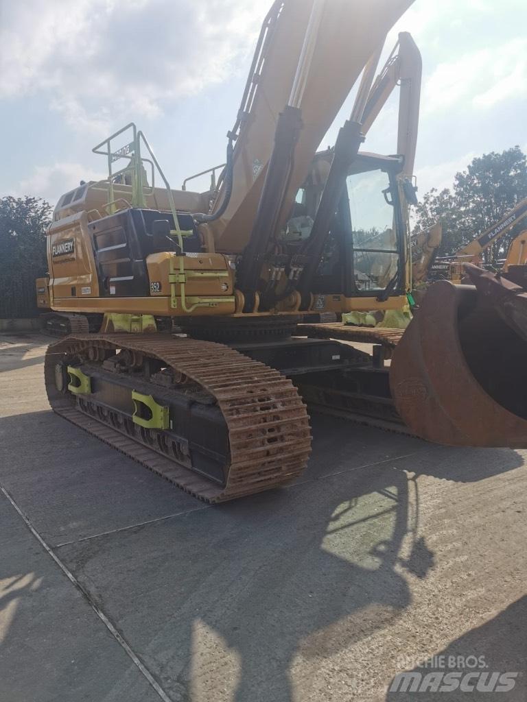 CAT 352 Lánctalpas kotrók