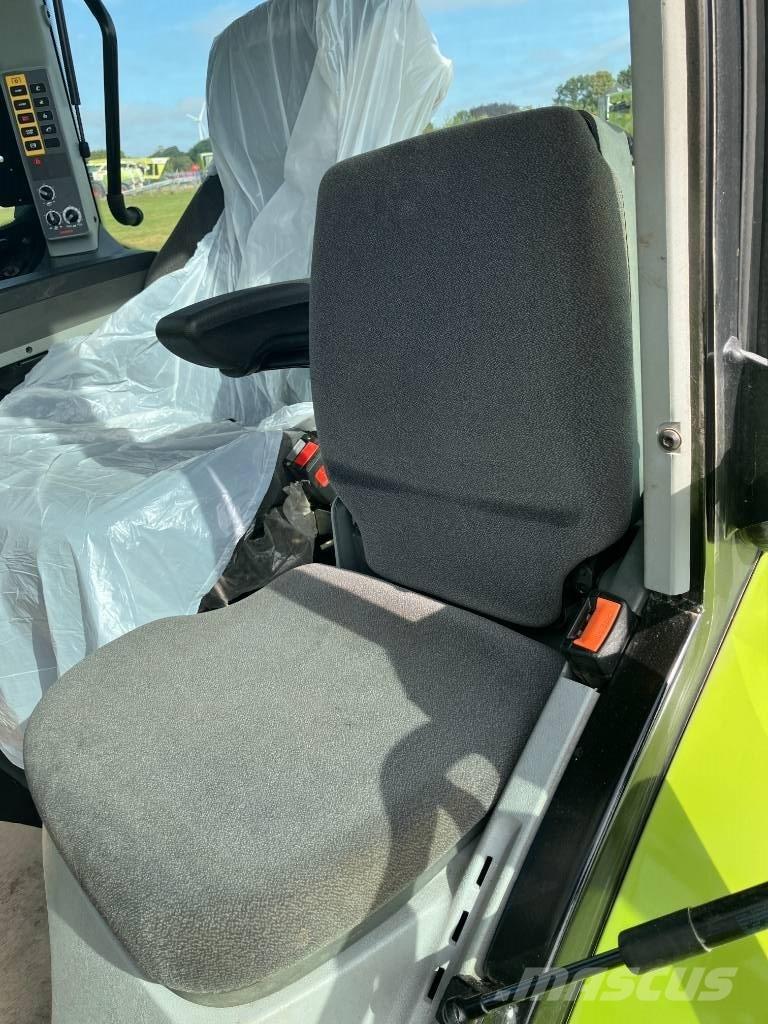 CLAAS Arion 530 CIS Traktorok