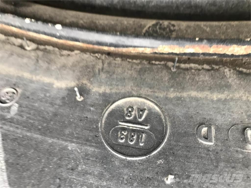 Mitas 680/80R42 Gumiabroncsok, kerekek és felnik