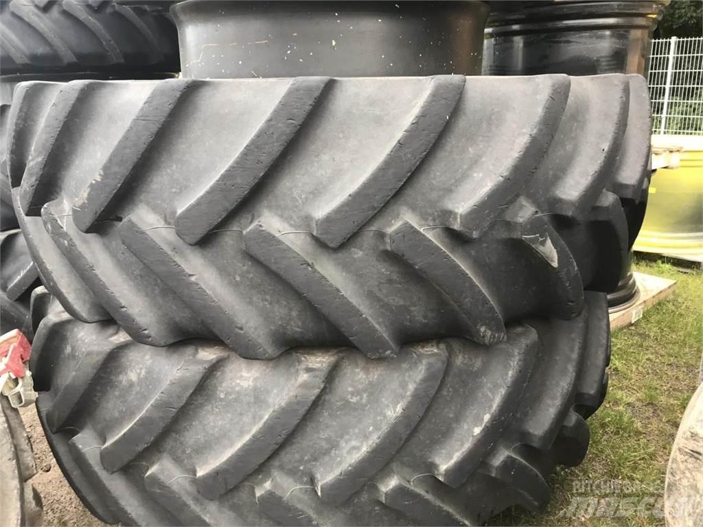 Mitas 680/80R42 Gumiabroncsok, kerekek és felnik