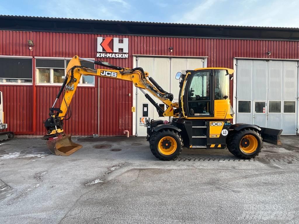 JCB 110 Hydradig Gumikerekes kotrók