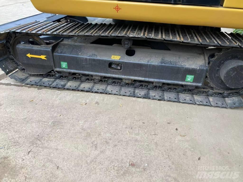 CAT 307 Lánctalpas kotrók