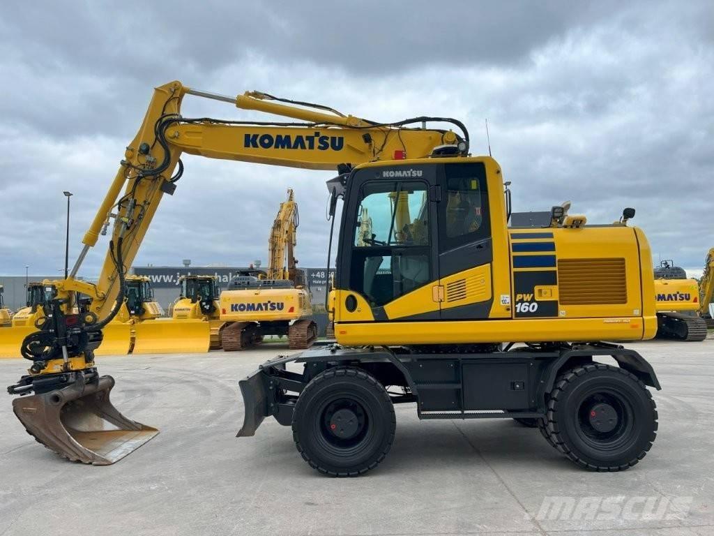 Komatsu PW 160-11 Gumikerekes kotrók