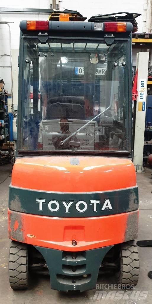 Toyota 7 FBMF 25 Elektromos targoncák