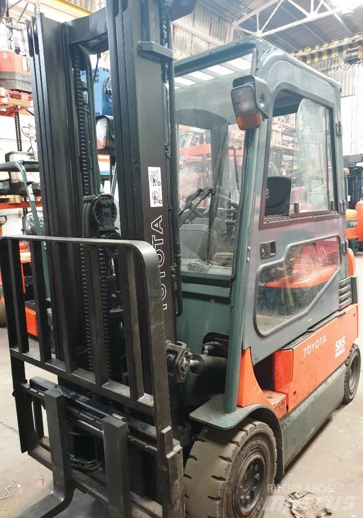 Toyota 7 FBMF 25 Elektromos targoncák