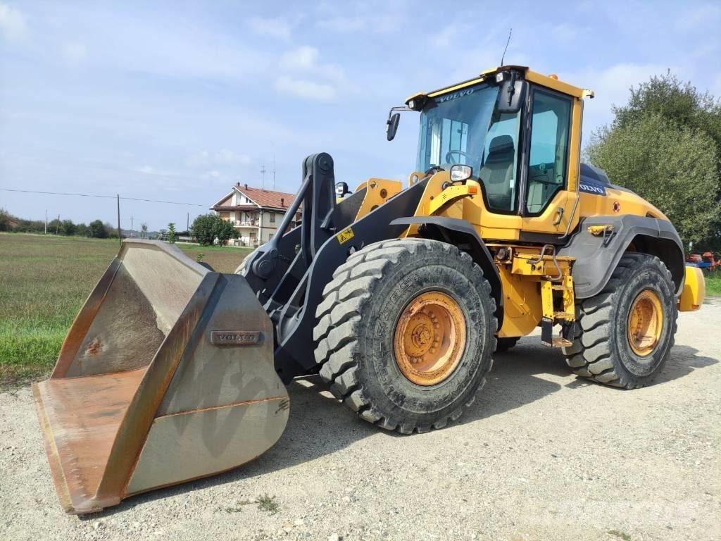 Volvo L 110 H Gumikerekes homlokrakodók