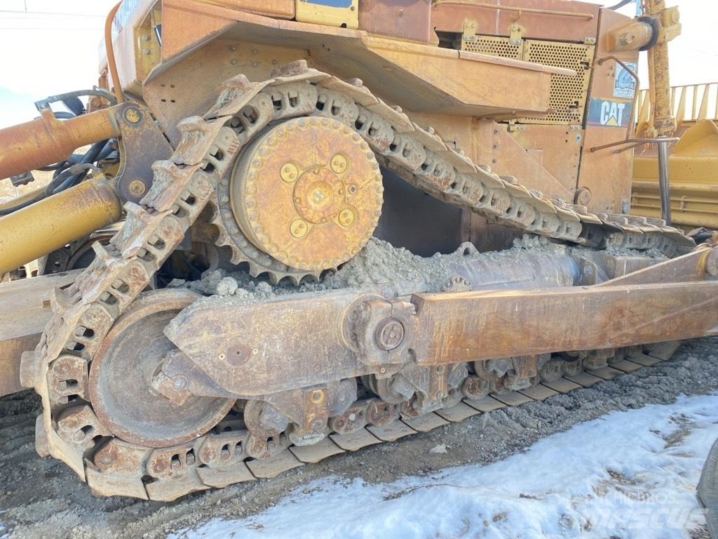 CAT D10N lánctalpas dózerek