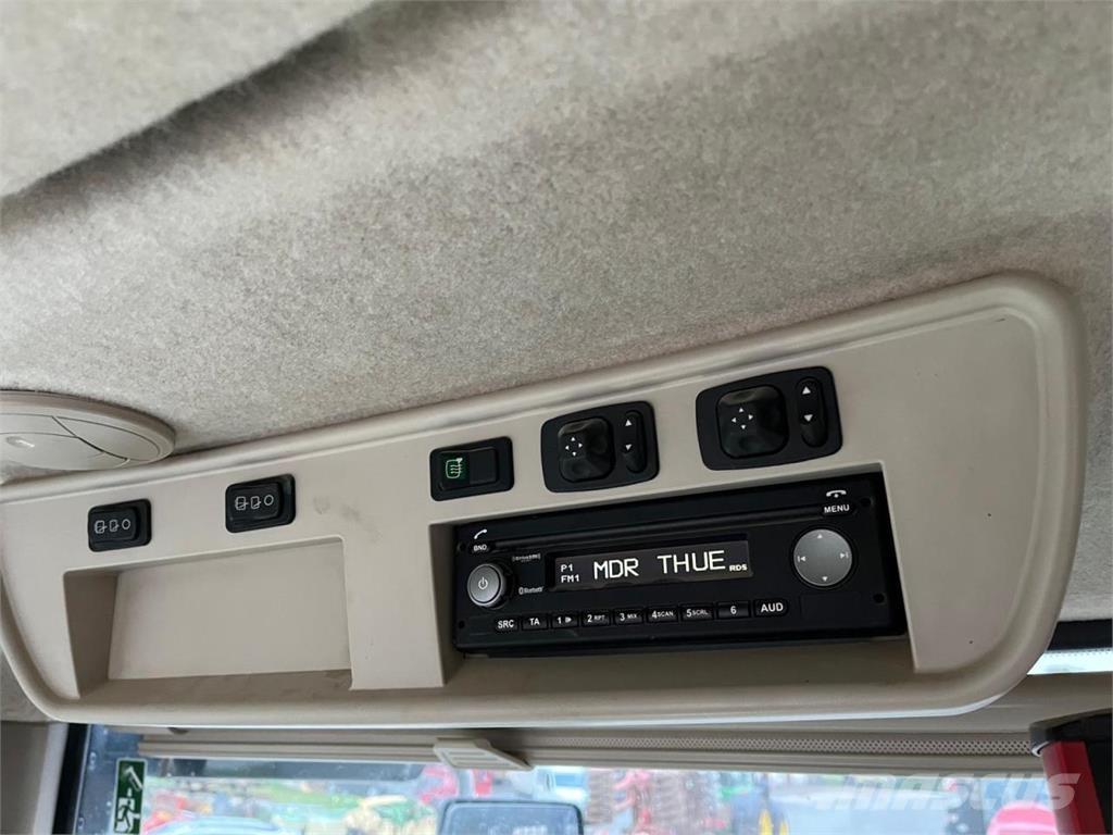 John Deere 8345R Traktorok