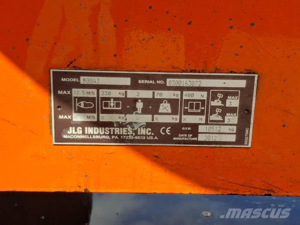 JLG 600AJ Karos emelők