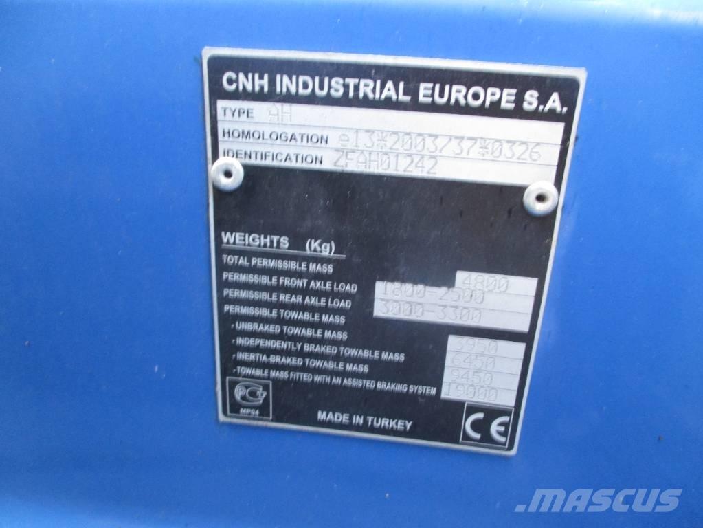 New Holland T 4.65 Traktorok