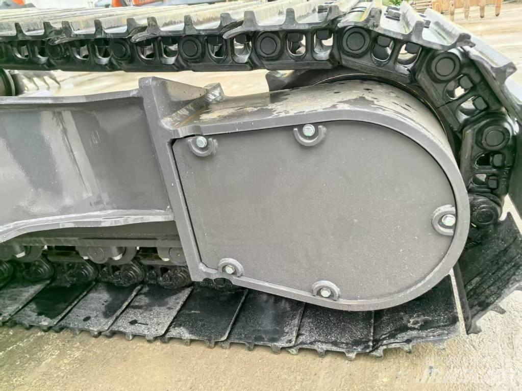 Zoomlion ZE215G Közepes (midi) kotrók 7 t - 12 t