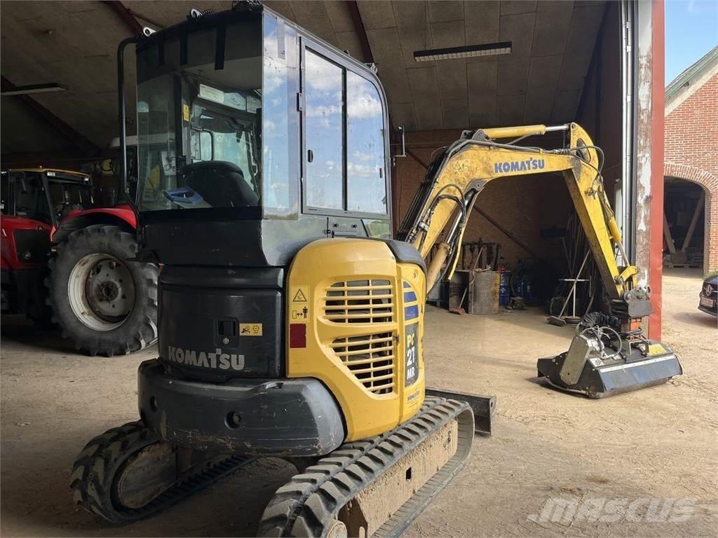 Komatsu PC27MR-2 Gumikerekes kotrók
