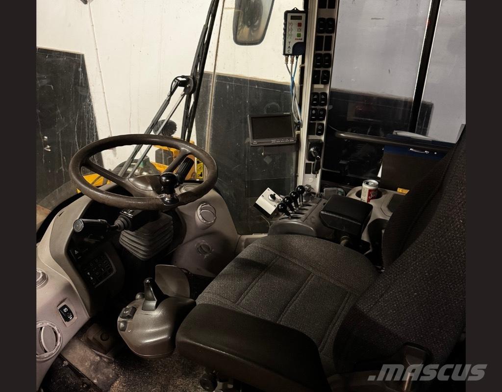 Volvo L70F Gumikerekes homlokrakodók