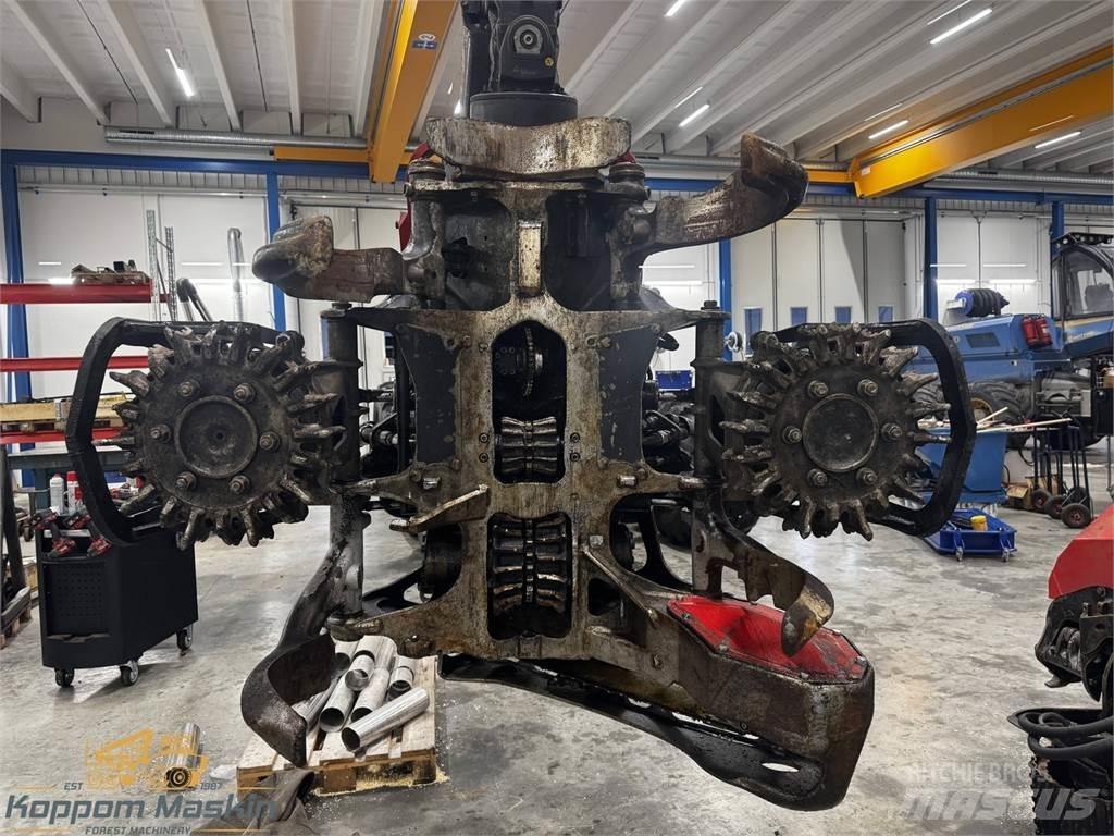 Komatsu C144 Betakarító fejek
