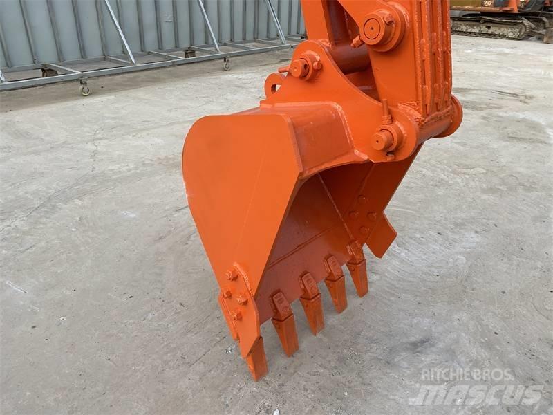 Doosan DH 80 G Lánctalpas kotrók
